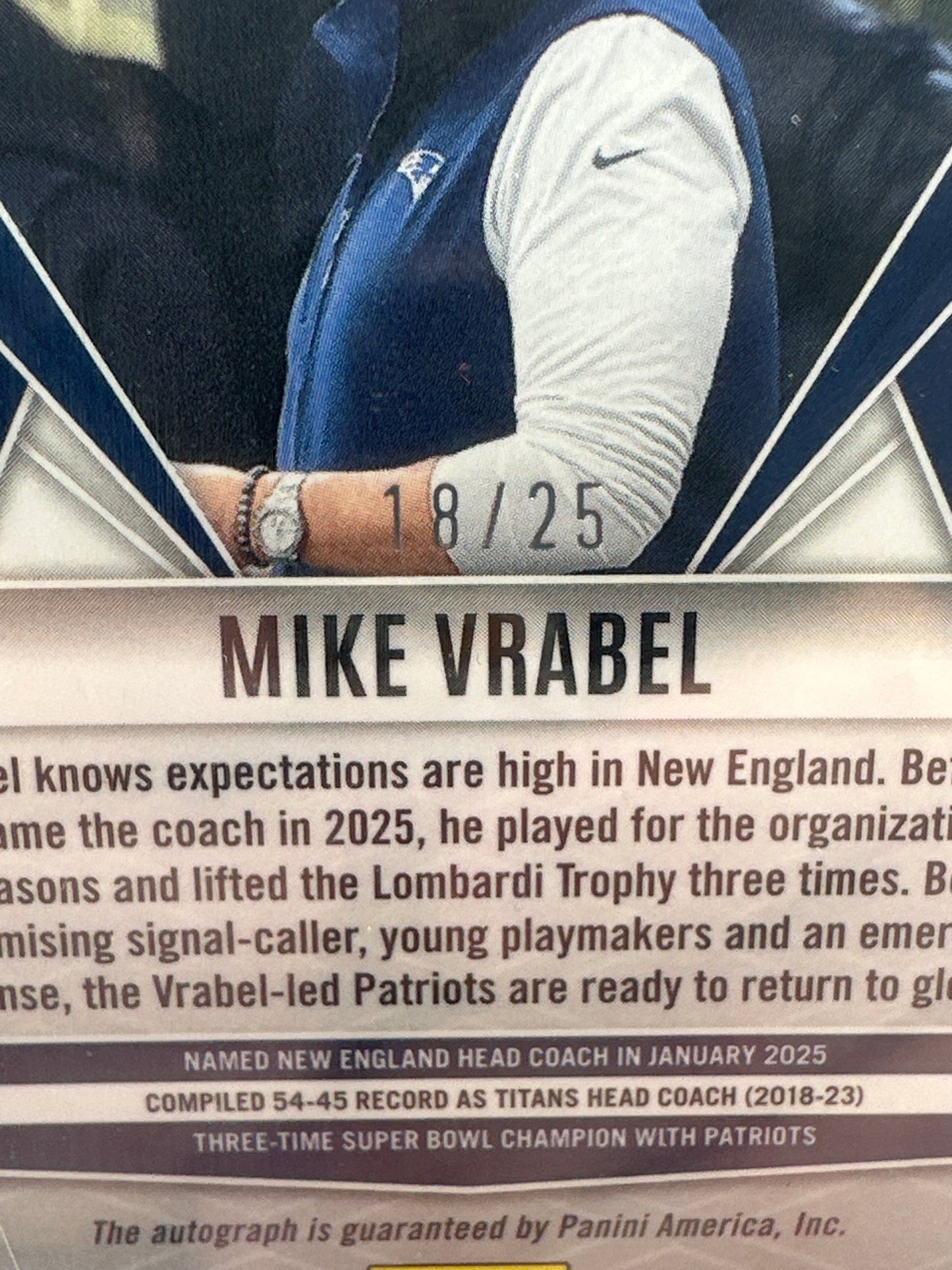 2025 Panini Phoenix Football Mike Vrabel #37 Auto Green 18/25 🔥🔥 Patriots