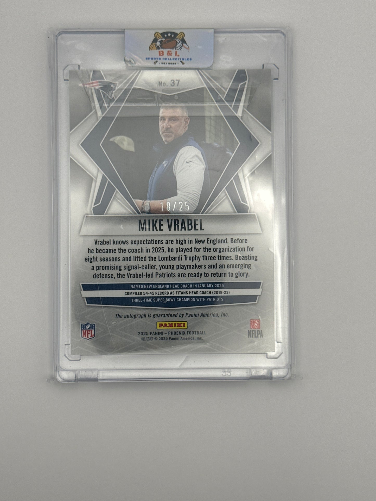 2025 Panini Phoenix Football Mike Vrabel #37 Auto Green 18/25 🔥🔥 Patriots