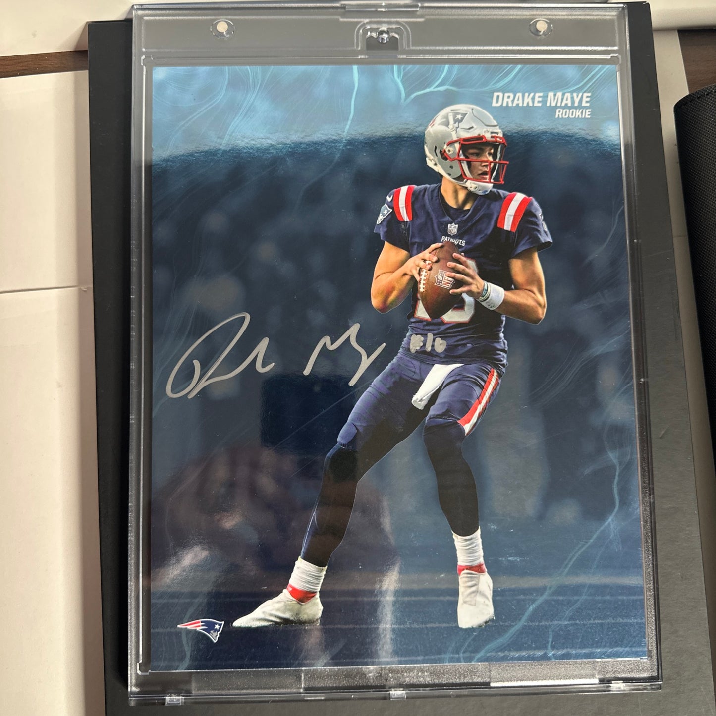 2024 Drake Maye Rookie Fanatics Emanate 04/10! 😳Auto under wraps Blue🔥🔥💥