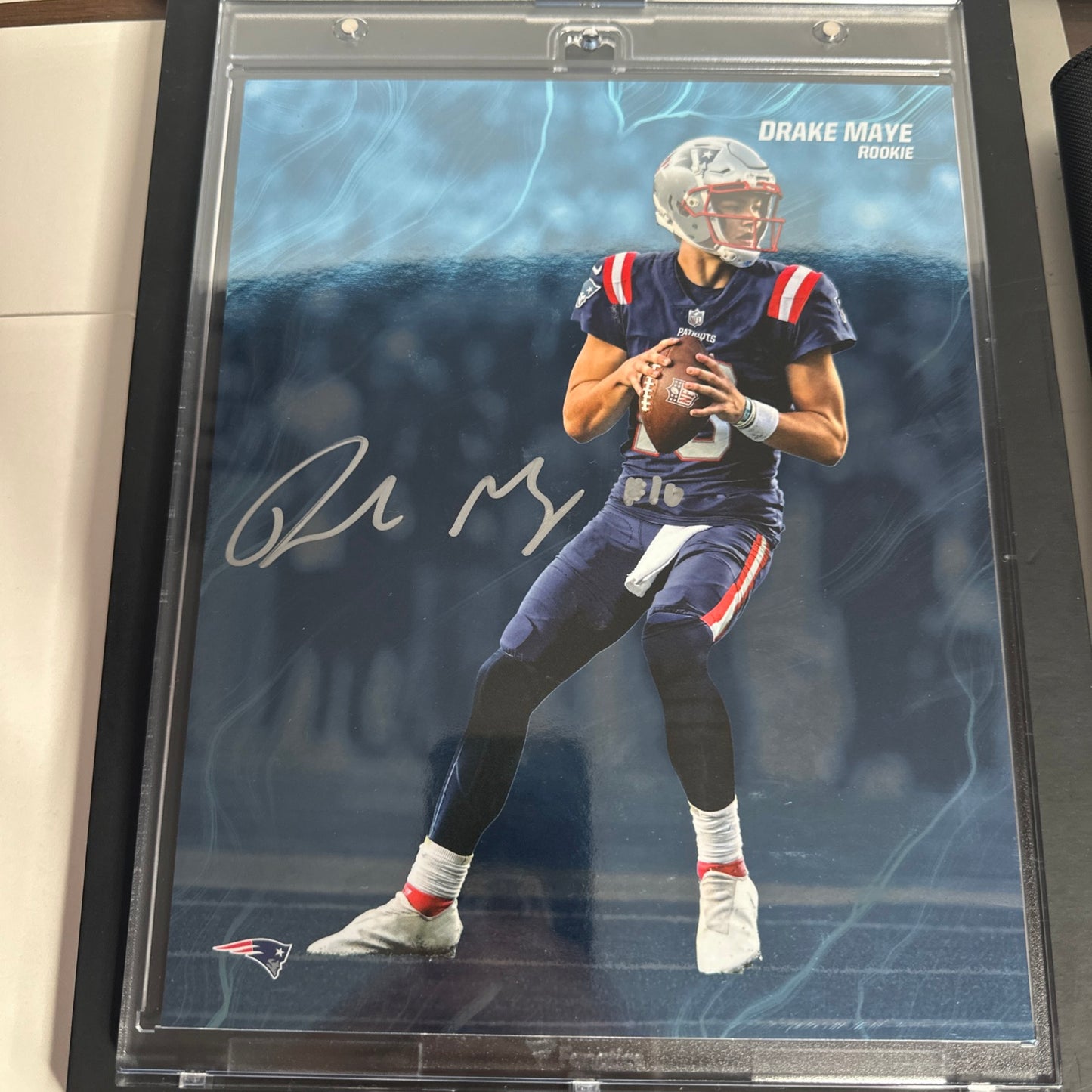 2024 Drake Maye Rookie Fanatics Emanate 04/10! 😳Auto under wraps Blue🔥🔥💥